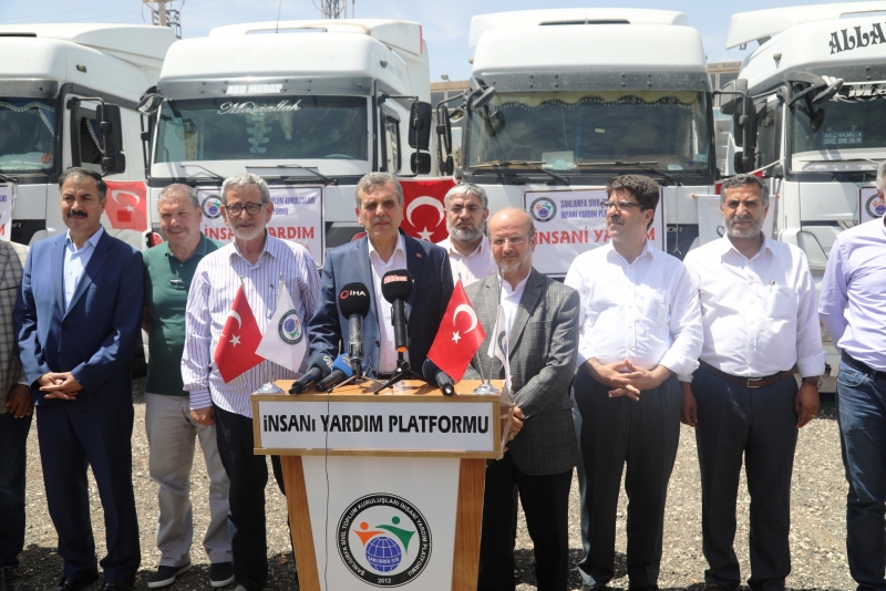 Şanlıurfa'dan Suriye'ye 8 İnsani Yardım Tır'ı Daha