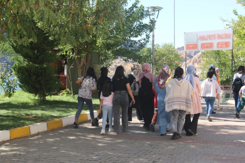 ŞANLIURFALI GENÇLER SAKLI CENNET’İ KEŞFETTİ