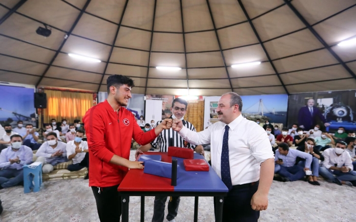 ŞANLIURFALI MİLLİ SPORCU ABDULSAMET TÜRKİYE 2.’Sİ OLDU