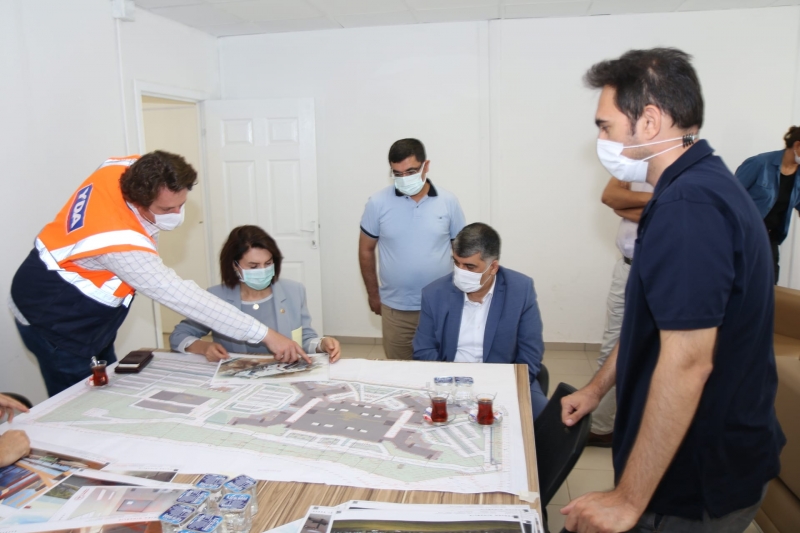 Şehir hastanesi çalışmaları yerinde incelendi.