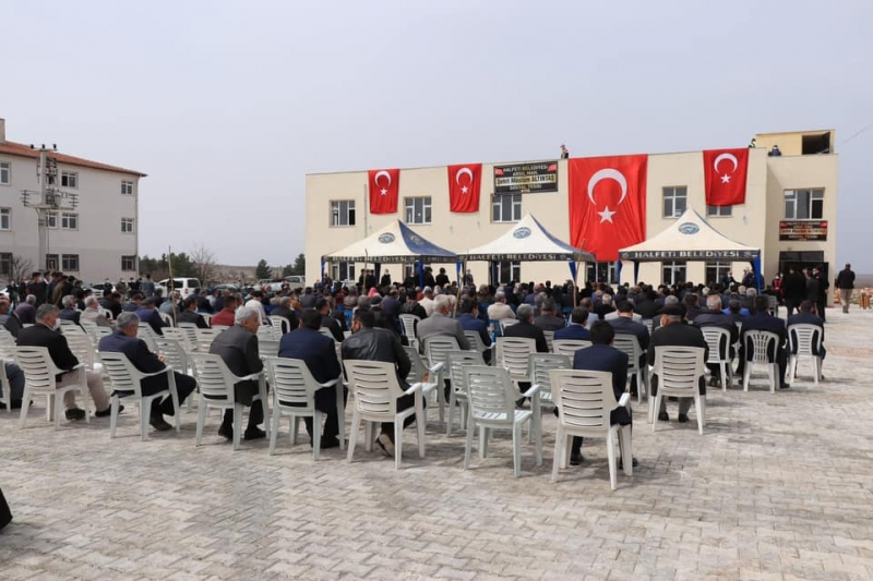 ŞEHİT BABASI ŞEVKET ALTINTAŞ: BU KUTLU BAYRAĞA SAHİP ÇIKALIM.