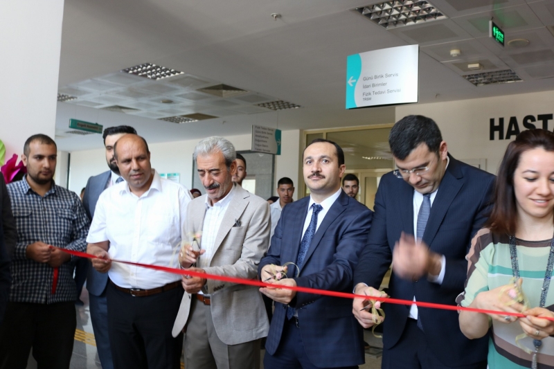 Siverek Devlet HastanesiToplum Ruh Sağlığı Merkezi hastalarının  üretmiş oldukları el sanatları sergi açılışı gerçekleştirildi.