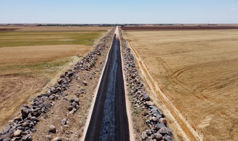 SİVEREK KIRSALINDA ASFALT ÇALIŞMALARI