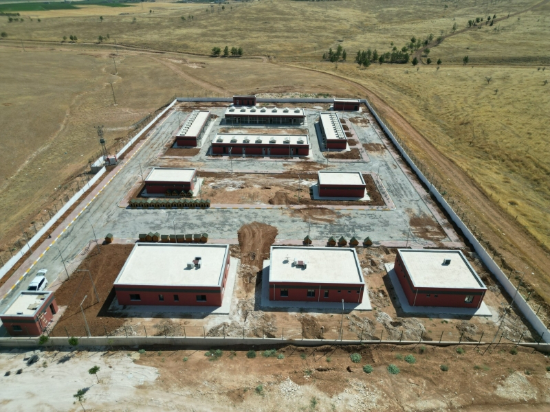 Sokak hayvanları rehabilitasyon merkezi inşaatı tamamlandı