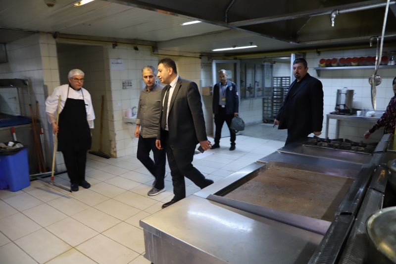 Solmaz Mehmet Akif İnan EAH. Haliliye ek binasında incelemelerde bulundu.