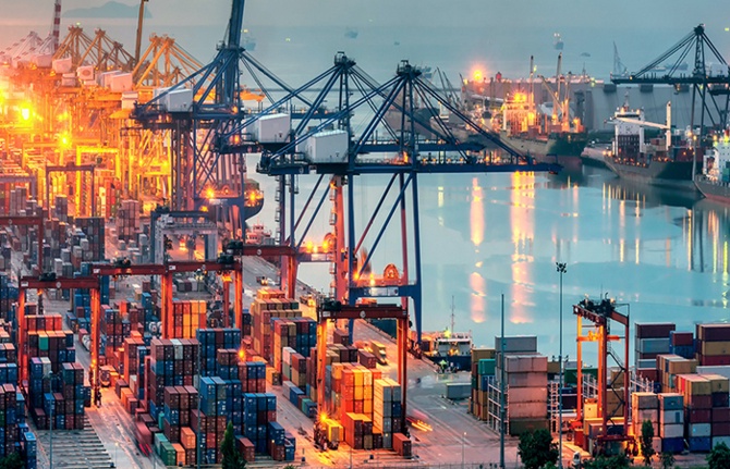 Son 12 aylık dönemde, ihracat bir önceki yıla göre yüzde 7,8 oranında arttı