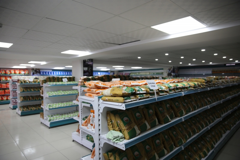 SOSYAL MARKET KAPILARINI VATANDAŞLARA AÇTI