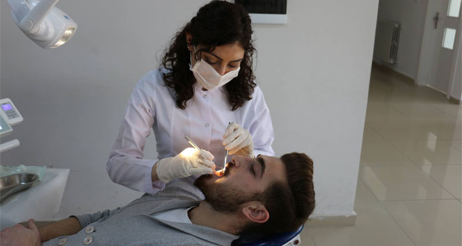 Stres diş eti rahatsızlıklarına neden oluyor