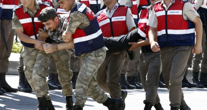 Suikast Timi Davasında Salon Karıştı