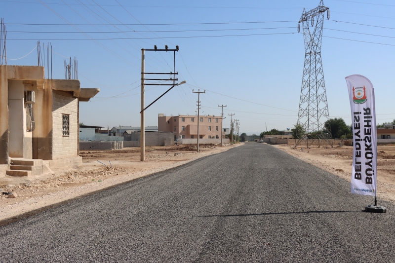 SURUÇ DİNLENCE MAHALLESİ YOLU SATHİ ASFALTLA BULUŞTU