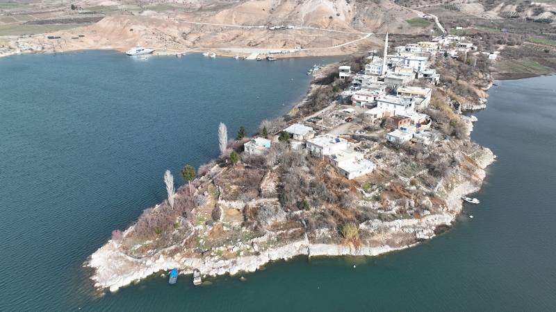 TAKORAN VADİSİ GÜZERGÂHINDAKİ YOLLAR, BÜYÜKŞEHİR BELEDİYESİ İLE KONFORLU HALE GELİYOR