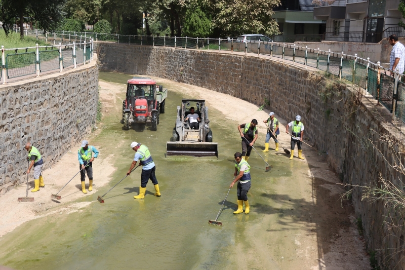 TAŞKIN DERELERİNDE KAPSAMLI TEMİZLİK