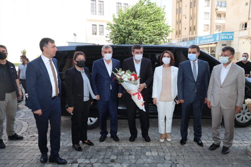 TBMM PLAN VE BÜTÇE KOMİSYONU BAŞKANI CEVDET YILMAZ’DAN BAŞKAN BEYAZGÜL’E ZİYARET