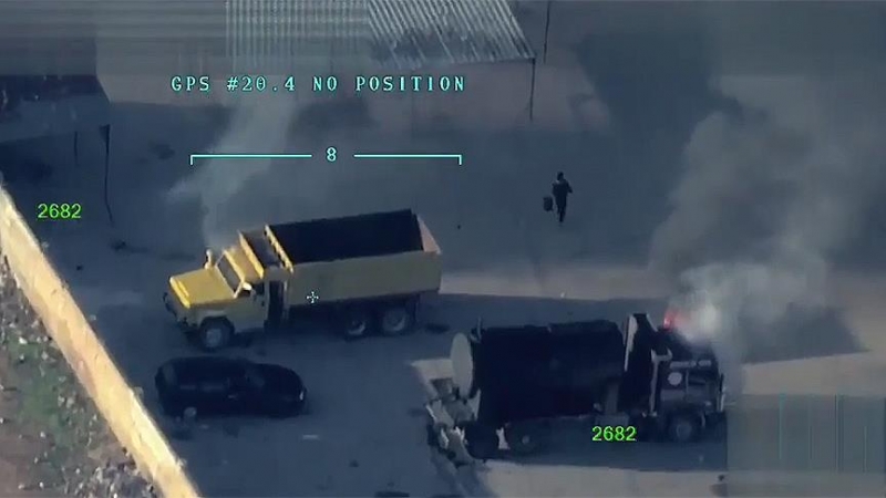 Teröristler Afrin'in Birçok Noktasında Araç ve Evleri Ateşe Veriyor