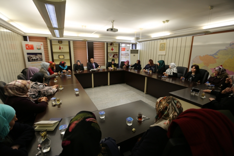 TÜRK DEMOKRATLAR BİRLİĞİ ÜYELERİNDEN BÜYÜKŞEHİR BELEDİYESİNE ZİYARET