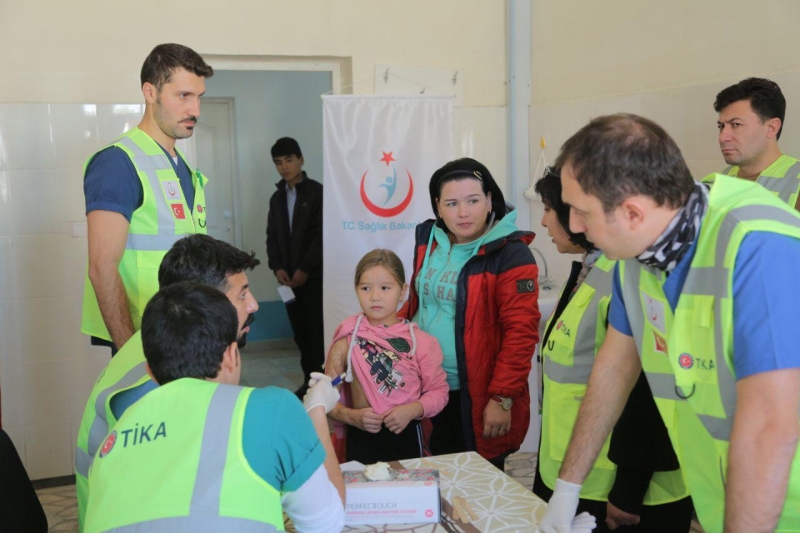 TÜRK DOKTORLAR ÖZBEKİSTAN’DA