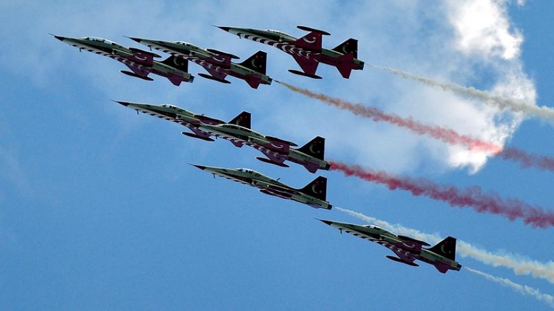 Türk Yıldızları 'Malazgirt' ve 'Büyük Taarruz' için Uçtu