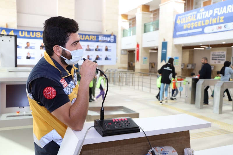 Türkiye’de İlk  “Kitap Fuarında” Yerinde Aşı Uygulaması