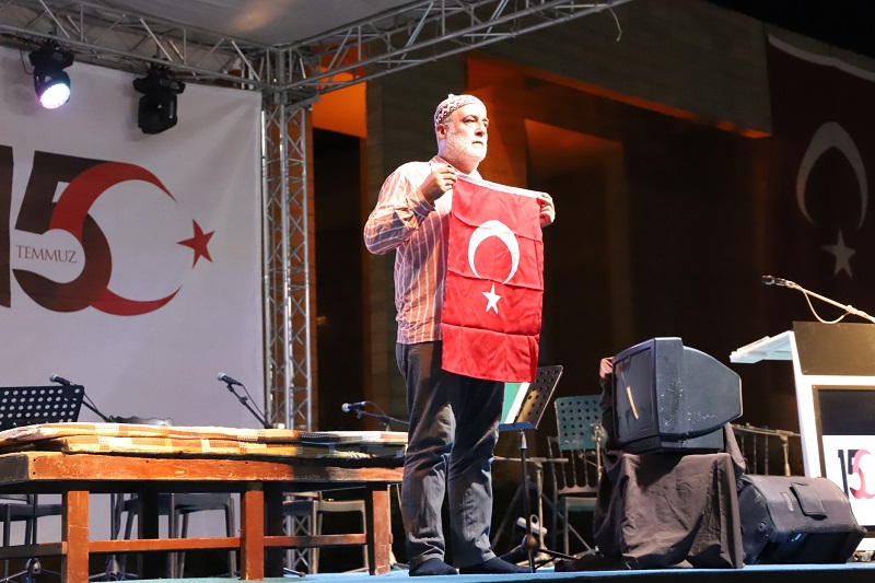 “ÜLKEYİ ELE GEÇİRMEYE ÇALIŞAN ŞER ODAKLARINA BU HALK İZİN VERMEDİ”