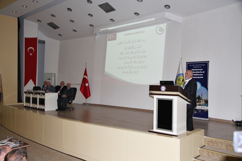 Uluslararası Hz. İbrahim (As) ve Nübüvvet Sempozyumu Harran Üniversitesi’nde gerçekleştirildi.