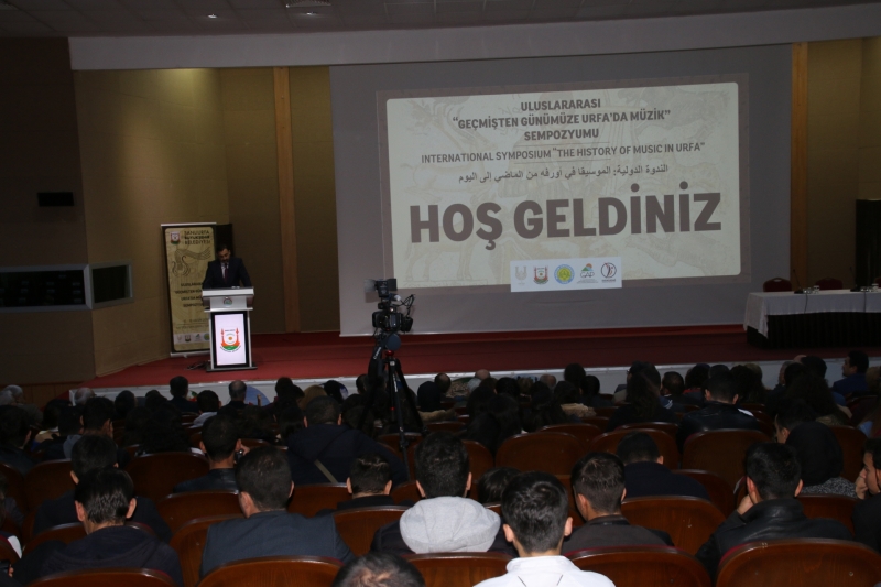 Uluslararası Müzik Sempozyumu Başladı