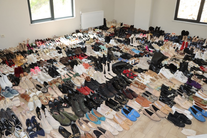 Urfa’da selden zarar gören ürünler temizlenerek ihtiyaç sahiplerine ulaştırılıyor