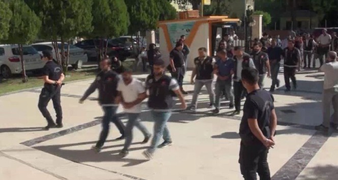 Uyuşturucu ticaretine 11 tutuklama