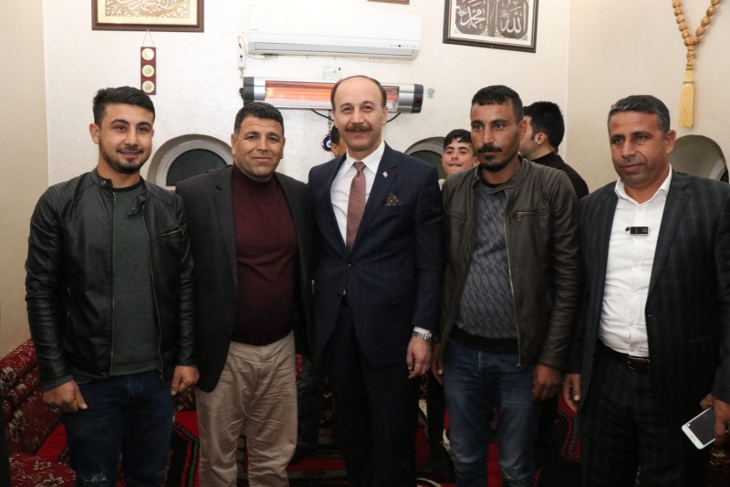 Vali Erin Akçakale’de Vatandaşlarla Buluştu