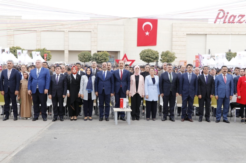 Vali Erin Bilim Şenliğine Katıldı