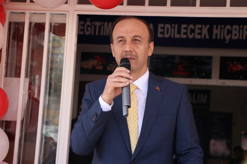 VALİ ERİN: BİRBİRİMİZE KENETLENMENİN TAM ZAMANIDIR