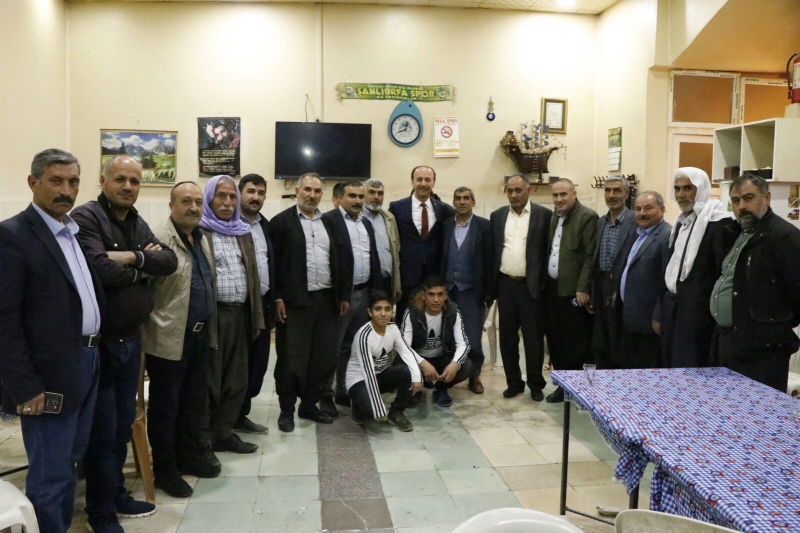 Vali Erin Eyyübiye’de Vatandaşlarla Buluştu