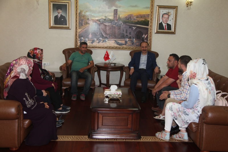 Vali Erin Hafta Sonunda Vatandaşları Dinledi