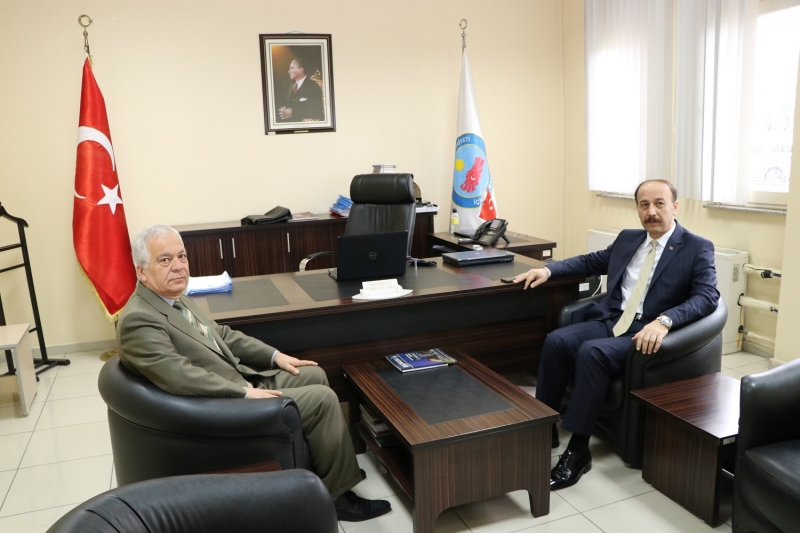 Vali Erin İl Nüfus Ve Vatandaşlık Müdürlüğün'de İncelemelerde Bulundu