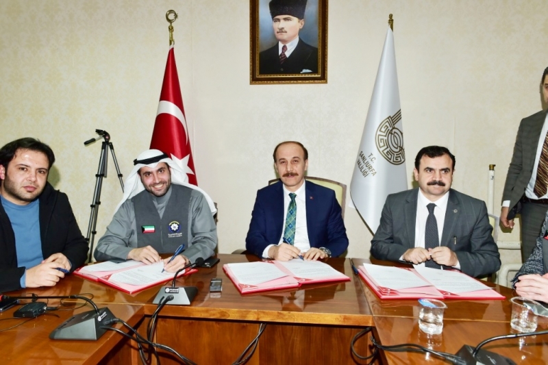 Vali Erin Kuveyt Tüm İnsanlığa Örnek Oluyor