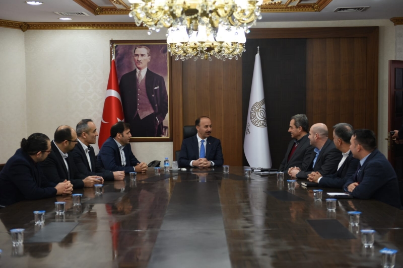 Vali Erin, MAGNA Otomotiv Heyetini Kabul Etti