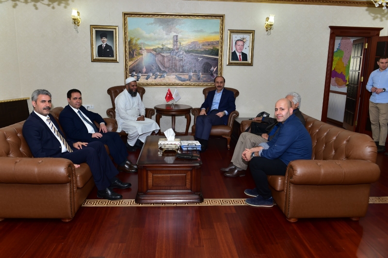 Vali Erin Pakistan Heyetini Kabul Etti