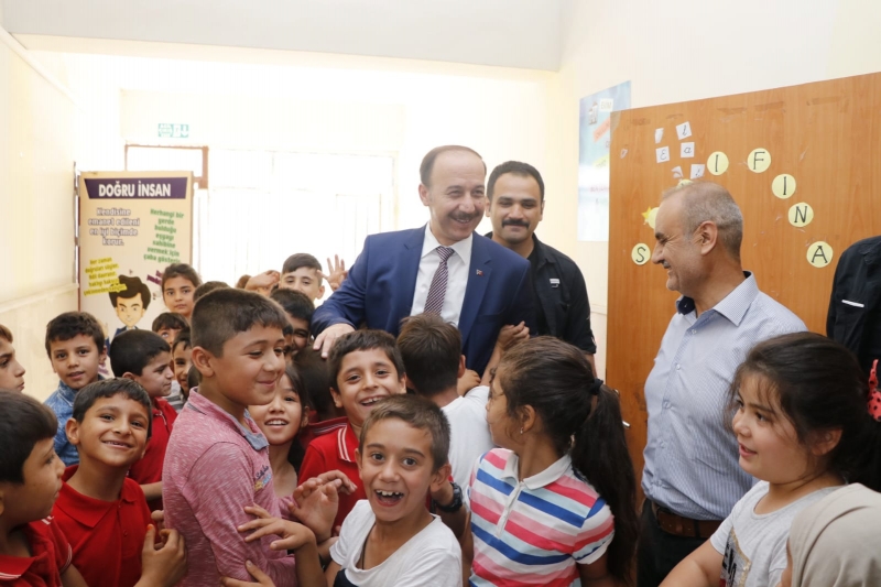 Vali Erin Süleymaniye ilkokulunu Ziyaret Etti