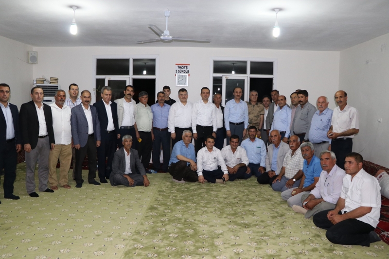 Vali Erin Suruçlularla Buluştu