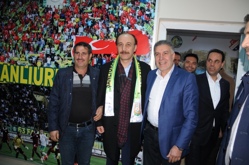 Vali Erin Taraftara Teşekkür Etti