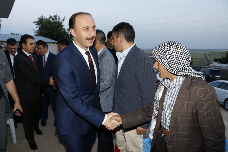 Vali Erin Viranşehir’de Muhtar Ve Vatandaşlarla Buluştu