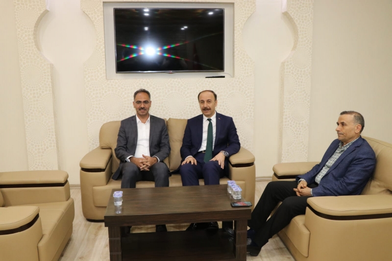 Vali Erin'den Mehmet Kuş'a Hayırlı Olsun Ziyareti