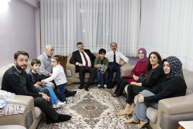 Vali Erin'den Şehit Ailesine Ziyaret