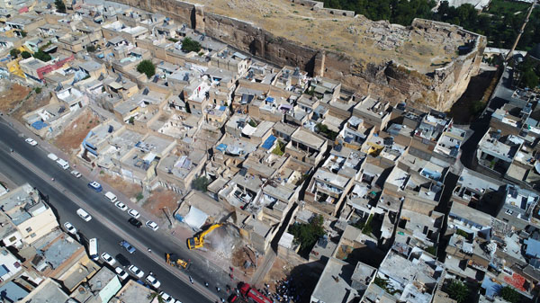 Verilen sözler tutuluyor...! Yıkım Çalışmaları Başladı