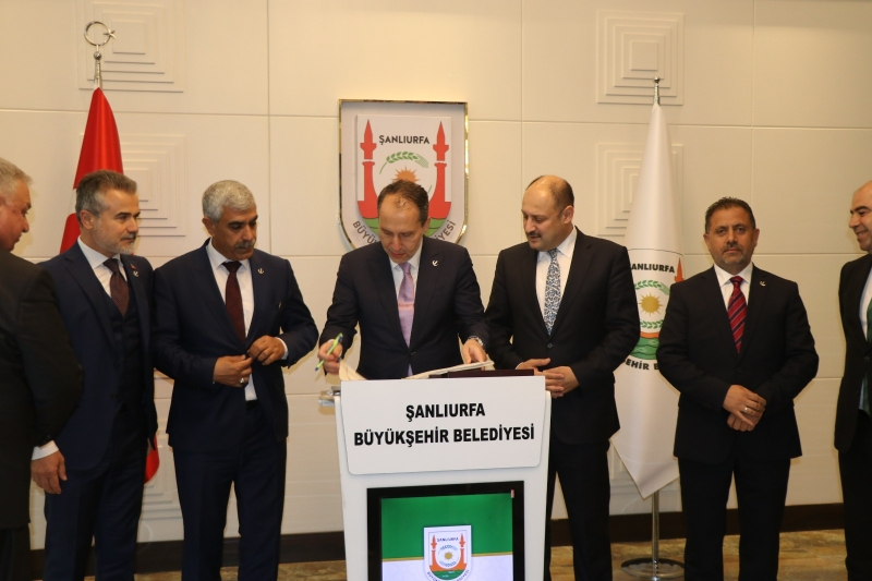 YENİDEN REFAH PARTİSİ LİDERİ ERBAKAN’DAN BAŞKAN GÜLPINAR’A ZİYARET