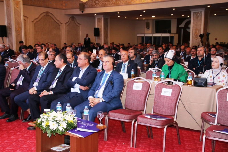 Yerli Ve Yabancı 400 Katılımcı İle Başlayan Şanlıurfa Ulaşım Zirvesi 1. Gün Oturumları Devam Ediyor