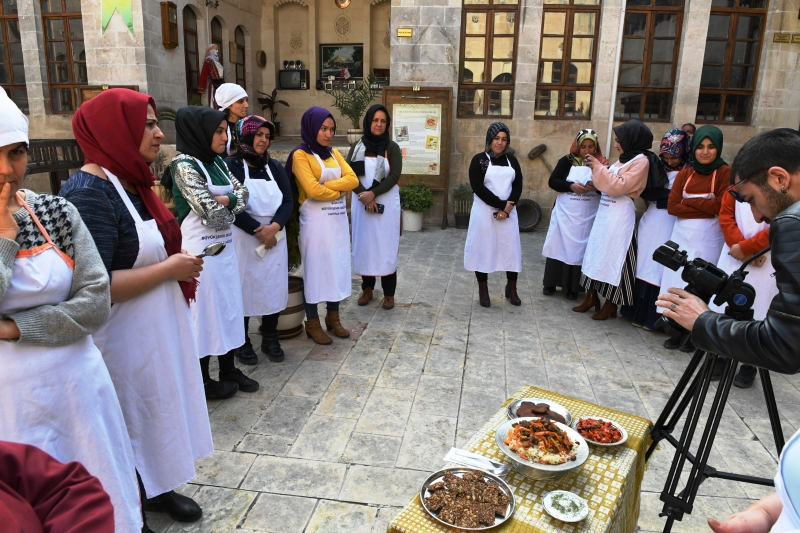 YÖRESEL YEMEK KURSU BAŞLADI