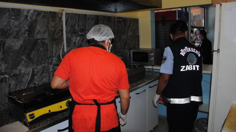 ZABITA EKİPLERİNDEN KANTİNLERDE DENETİM